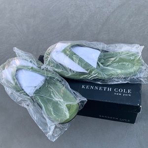 Kenneth Cole mens suede leather designer flip flops